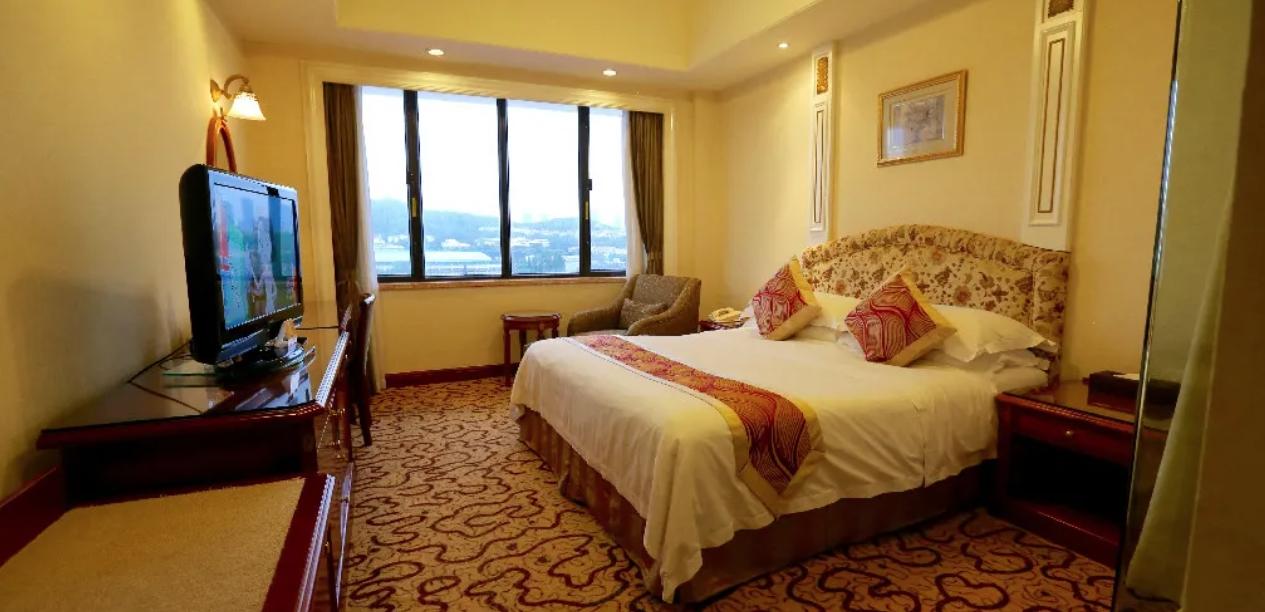 Huiquan Dynasty Hotel Qingdao Exterior foto