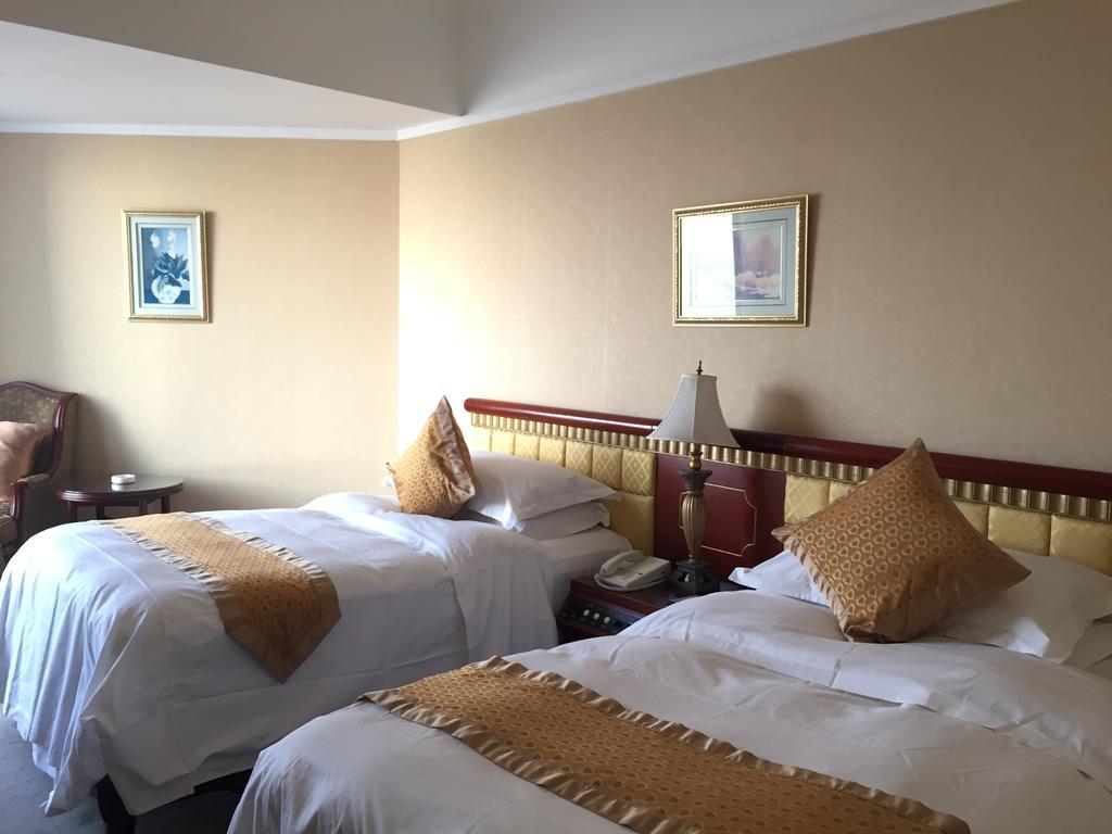Huiquan Dynasty Hotel Qingdao Exterior foto