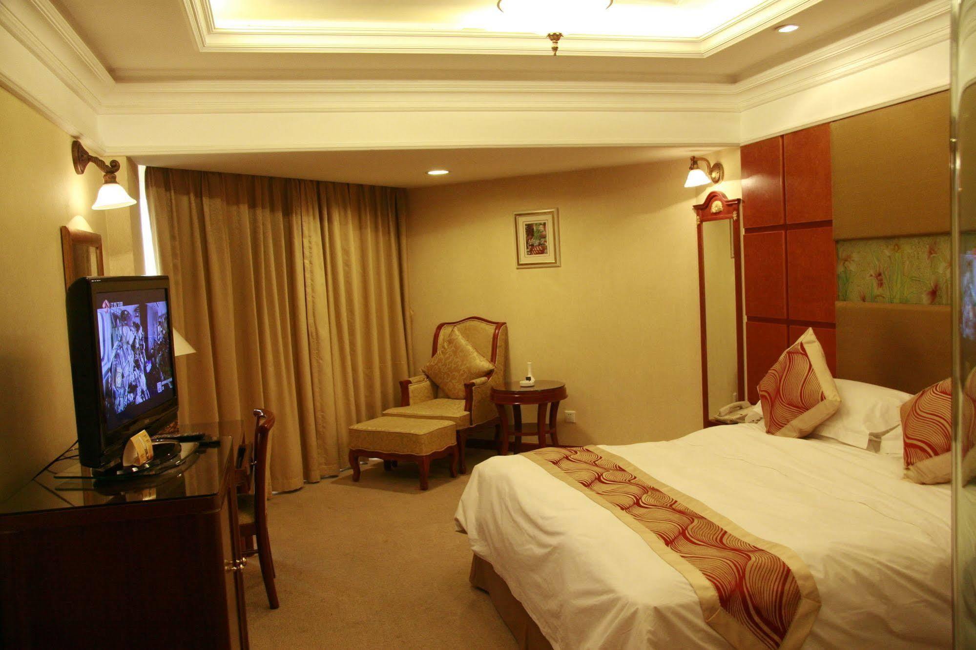 Huiquan Dynasty Hotel Qingdao Exterior foto