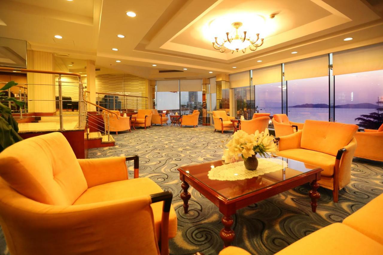 Huiquan Dynasty Hotel Qingdao Exterior foto